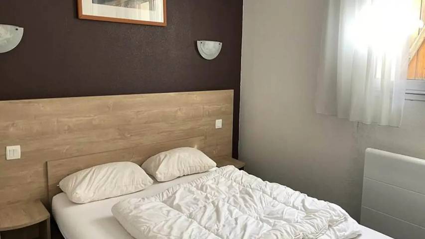 Chalet pour 7 personnes, avec Piscine dans Gourette - 2