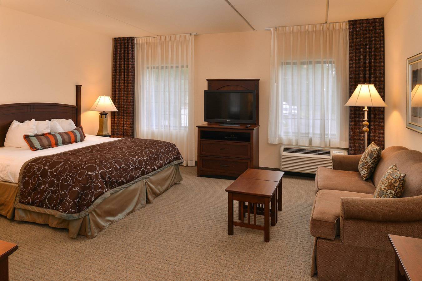 Estudio entero, Staybridge Suites Quantico - Stafford in Aquia Harbour, Northern Virginia