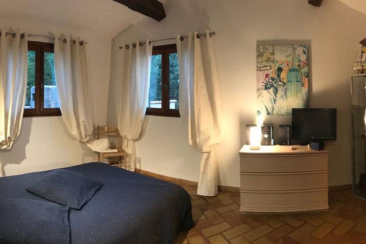 Location de vacances pour 6 personnes, avec jardin à Mons (Var) - 3