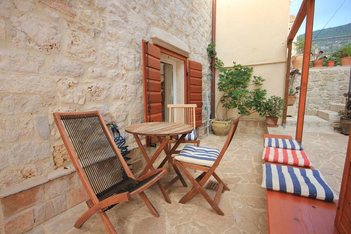 Ferienwohnung für 3 Personen, mit Balkon/Terrasse, mit Haustier auf Vis