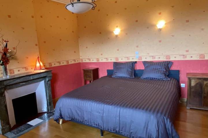 Location de vacances pour 2 personnes, avec jardin et piscine à Mirecourt - 2