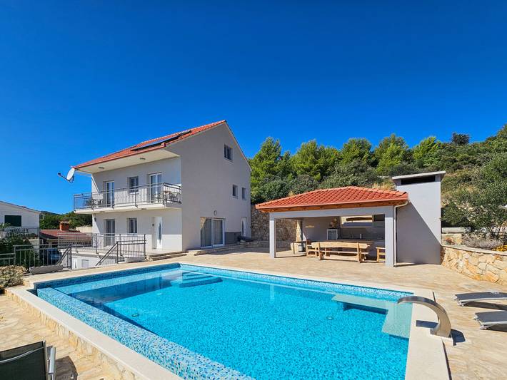 Ferienhaus für 10 Personen, mit Garten und Terrasse, mit Haustier - 1