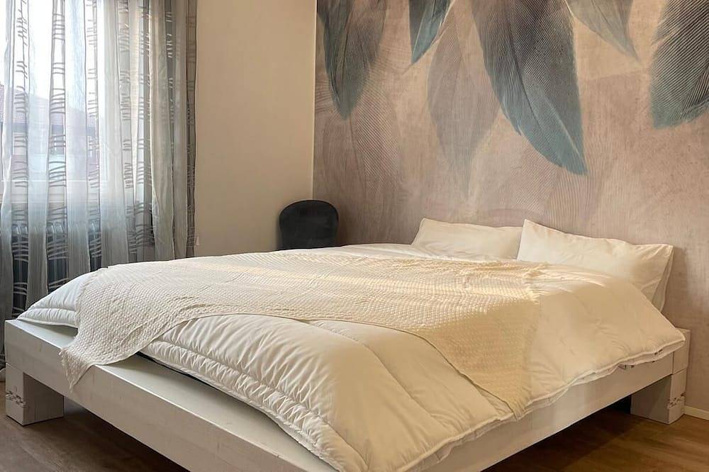 Entire apartment, Urban Nest Vicenza - modern and cozy apartment 2 steps from the center in Vicenza, Vicenza Province