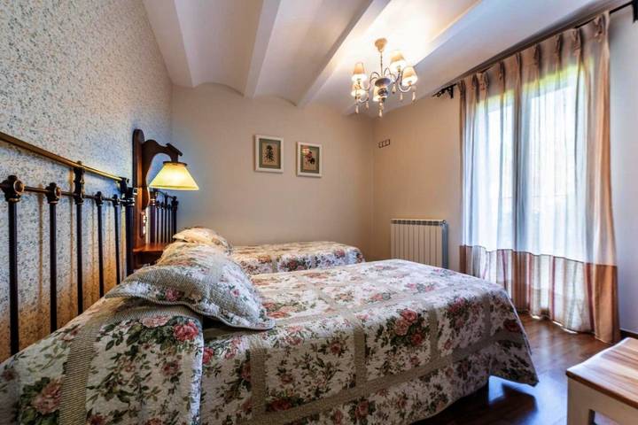 Maison de campagne pour 6 personnes, avec vue ainsi que balcon et jardin à Torla - 4