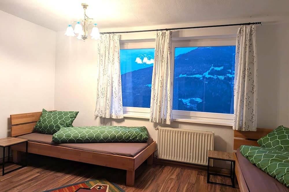 Ganze Wohnung, Schönes Apartment am bewirtschafteten Bauernhof in Lechtaler Alpen, Grins