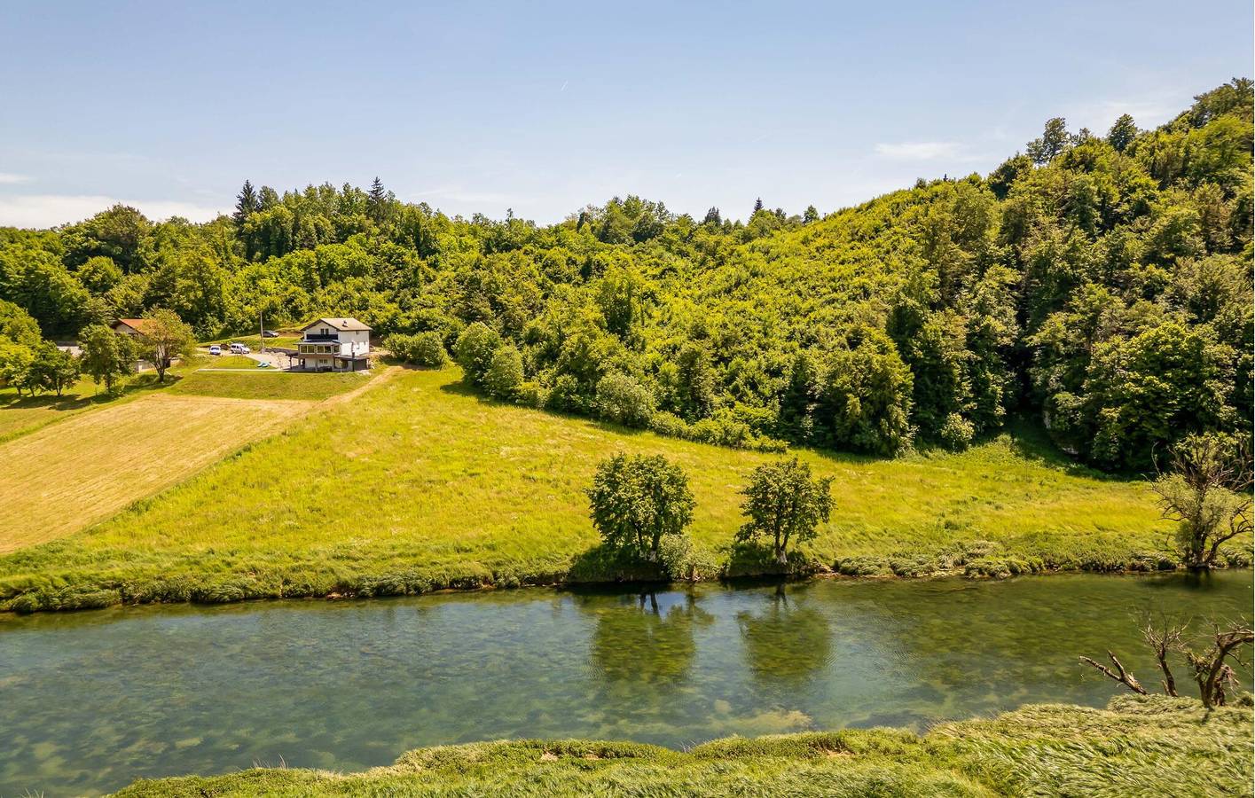 Ferienhaus für 2 Personen mit Terrasse in Karlovac und Umgebung