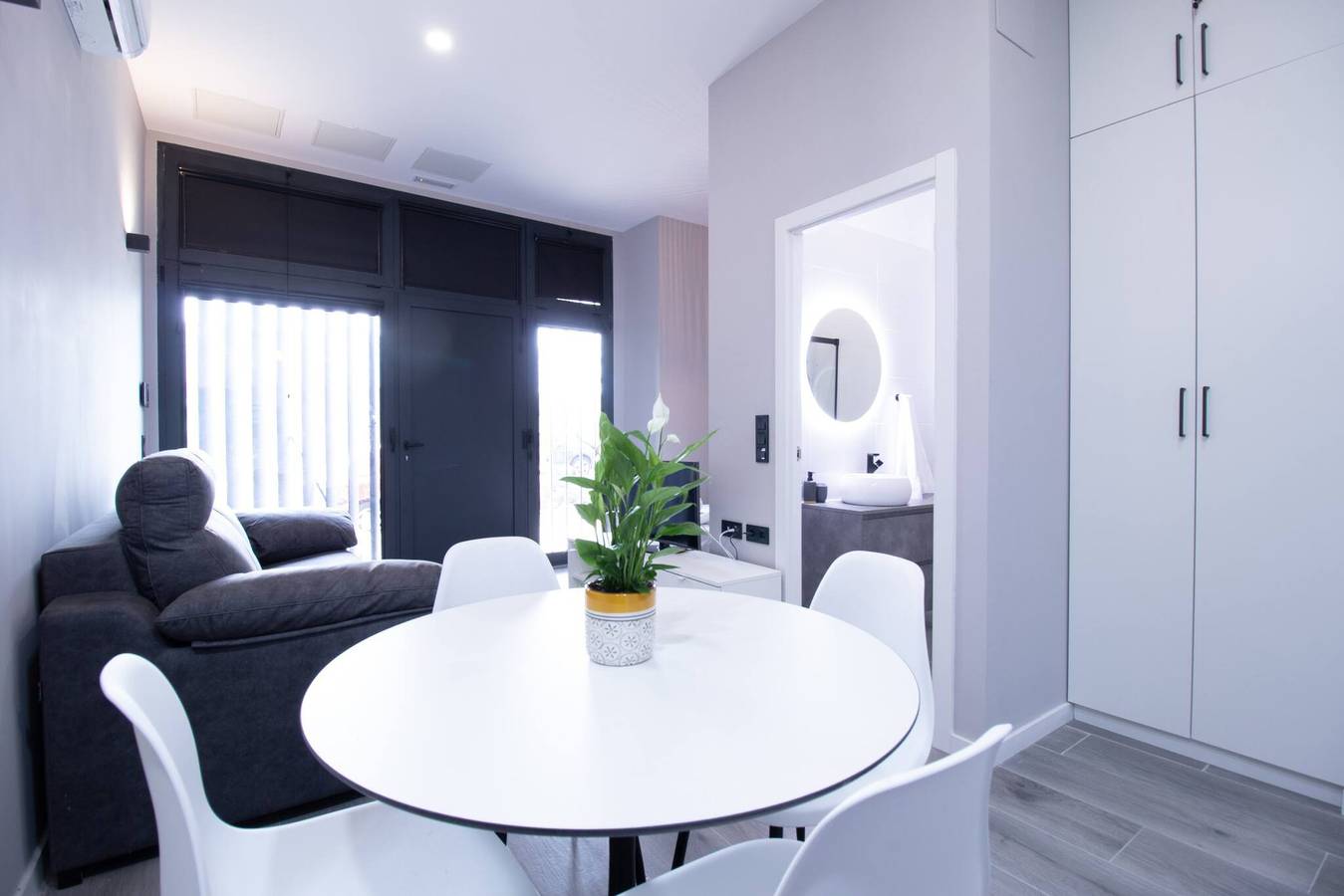 Estudio entero, Estudio para 4 personas in Algiros, Valencia