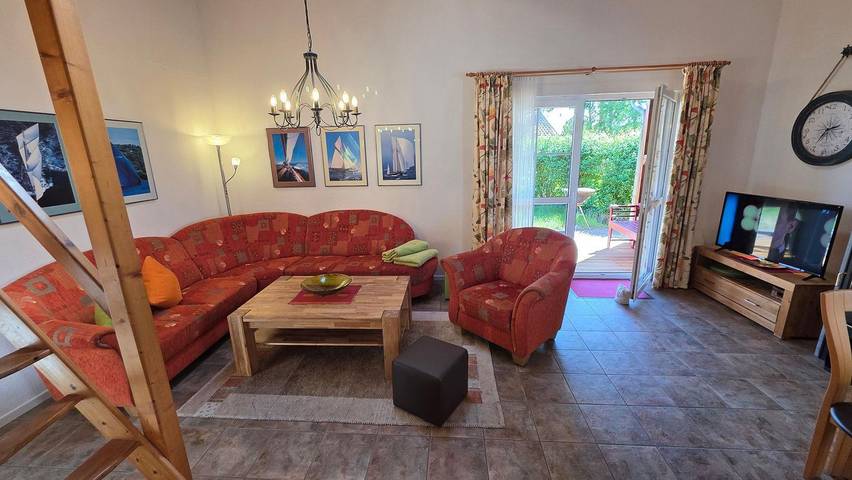 Ferienhaus für 6 Personen, mit Terrasse und Garten sowie Seeblick in Jabel - 2