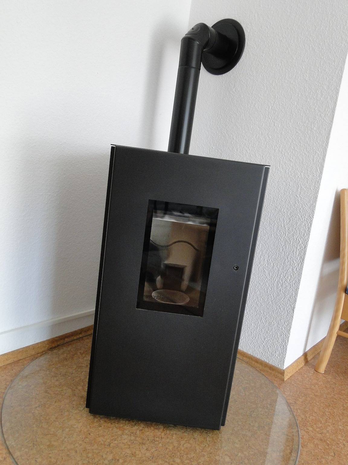 Ganze Wohnung, 3 Sterne Ferienwohnung "Gästehaus-Zollerblick" am Fuße der Burg Hohenzollern und Schwäbischen Alb in Bisingen-Zimmern, Bisingen