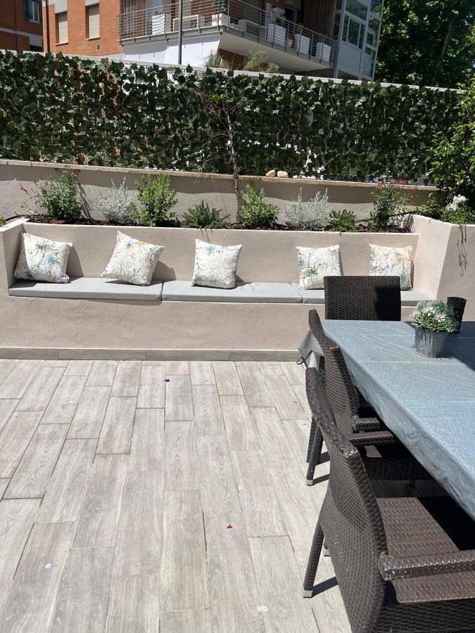 Gîte pour 9 personnes, avec vue et piscine ainsi que bassin pour enfant et jardin, animaux acceptés dans Lido di Ostia - 3