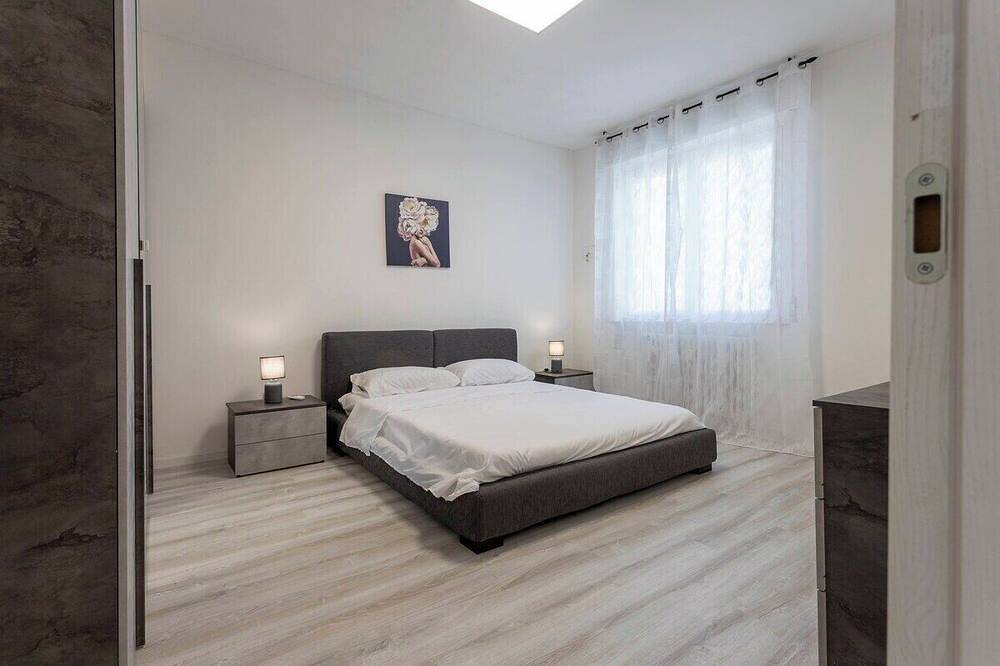 Ganze Wohnung, Mountain View Apartment in Novara, Novara Provinz