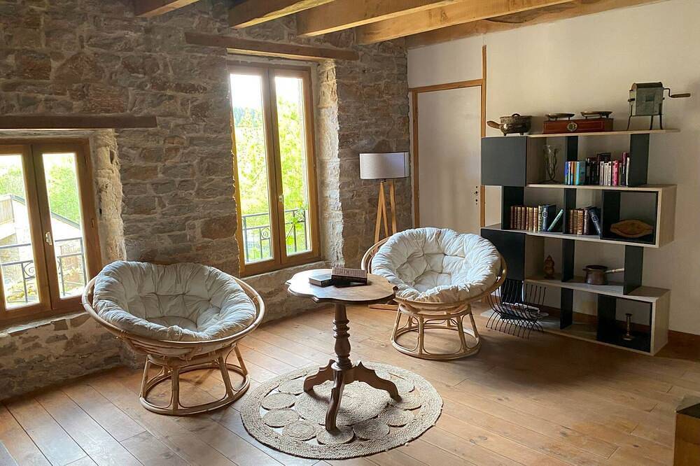 Domaine complet 14 personnes in Sévérac-le-Château, Parc naturel régional des Grands Causses