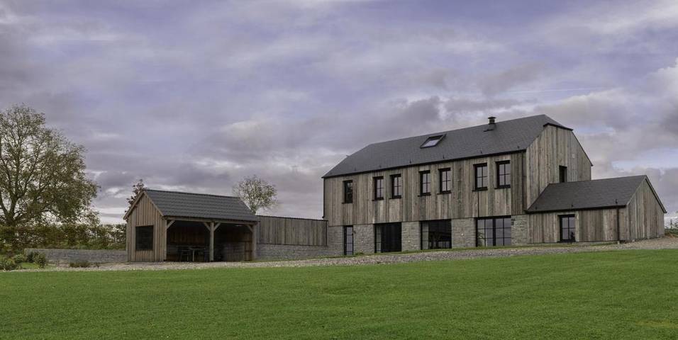 Location de vacances pour 9 personnes, avec jardin et vue dans Celles (Houyet) - 2