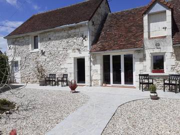 Gîte pour 4 personnes, avec jardin et terrasse à Meusnes