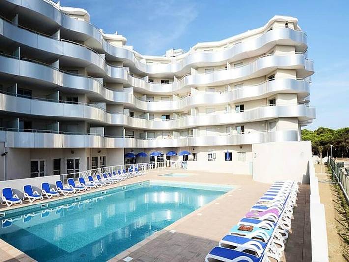 Location de vacances pour 4 personnes, avec piscine et sauna, adapté aux familles à Le Barcarès