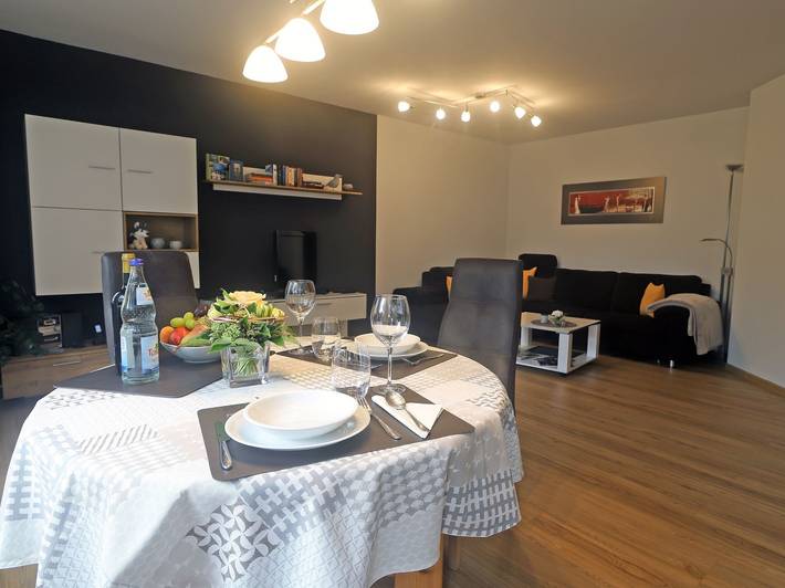 Ganze Ferienwohnung, Haus Hettich - Ferienwohnung 65qm, 1 Schlafzimmer, max. 2 Personen in Neubulach, Nordschwarzwald