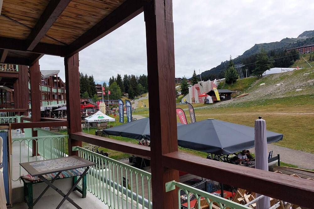 Ganze Wohnung, Gemütliche 2-Zimmer-Wohnung für 5 Pers. direkt an der Piste in Arc 1800, Bourg-Saint-Maurice