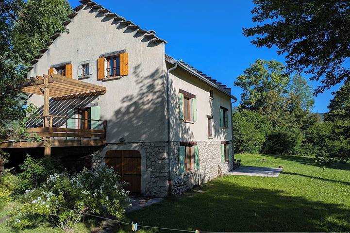 Maison de vacances pour 12 personnes, avec Terrasse et Jardin à La Chapelle-en-Vercors