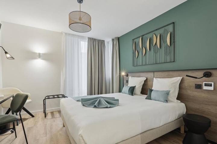 Appart’hôtel pour 2 personnes, avec Terrasse et Sauna à Noisy-le-Grand