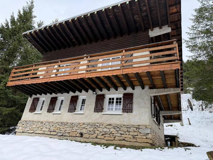 Chalet pour 12 personnes, avec Balcon et Terrasse ainsi que Jardin et Vue dans Gourette