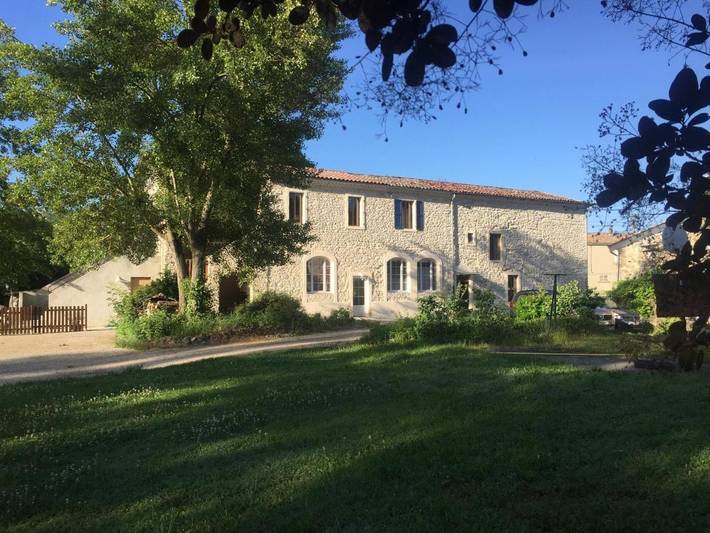 Location de vacances pour 4 personnes, avec piscine ainsi que jardin et vue, adapté aux familles à Mirabel-et-Blacons - 4