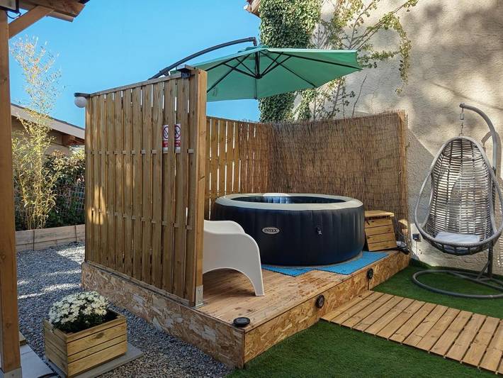 Apartamento de vacaciones para 5 personas, con jacuzzi además de jardín y terraza - 1