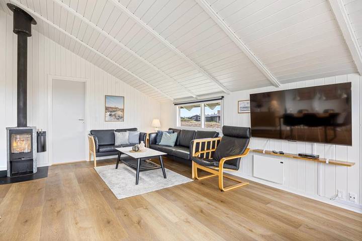 Gemütliches Ferienhaus mit Außenwhirlpool und Sauna in Hvide Sande, Holmsland Klit