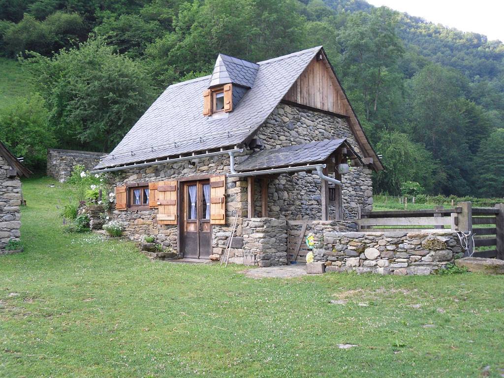 Gîte le Mérens - "Valeur Parc naturel régional" in Bonac-Irazein, Parc naturel régional des Pyrénées ariégeoises