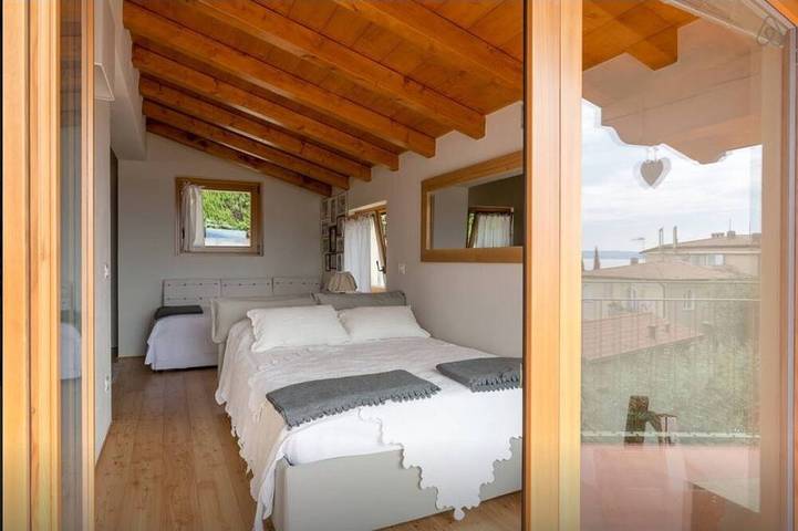 Villa mit pool für 10 Personen, mit Garten und Balkon sowie Pool und Whirlpool in Torri del Benaco - 4