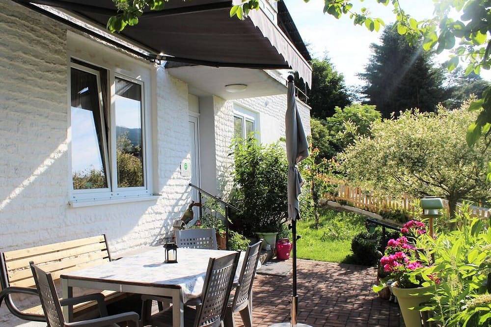 Ganze Wohnung, Gemütliches Heim auf Zeit, mit eigener Terrasse u. Garten- nahe Wasserkuppe. in Ehrenberg, Rhön-Hessen