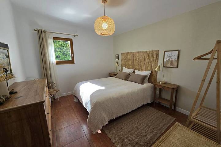 Gîte pour 4 personnes, avec terrasse et jardin à La Brillanne - 4