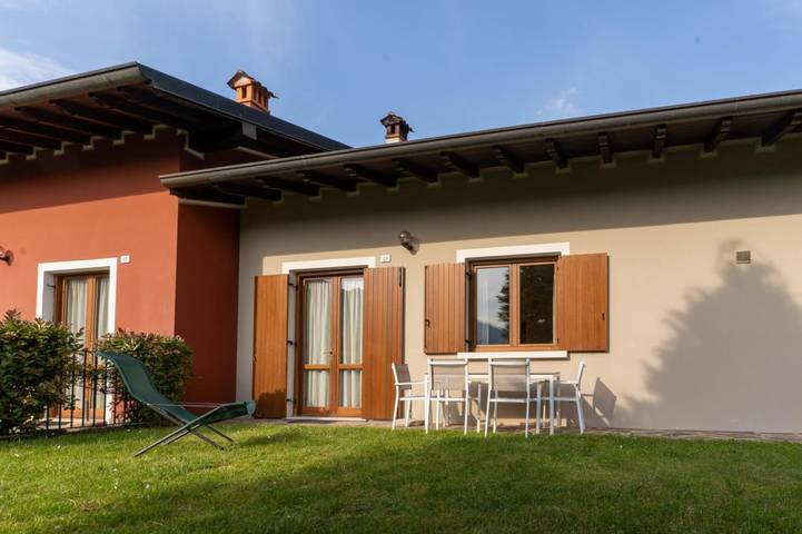 Ferienwohnung für 5 Personen, mit Seeblick und Terrasse sowie Garten, mit Haustier am Idrosee - 2
