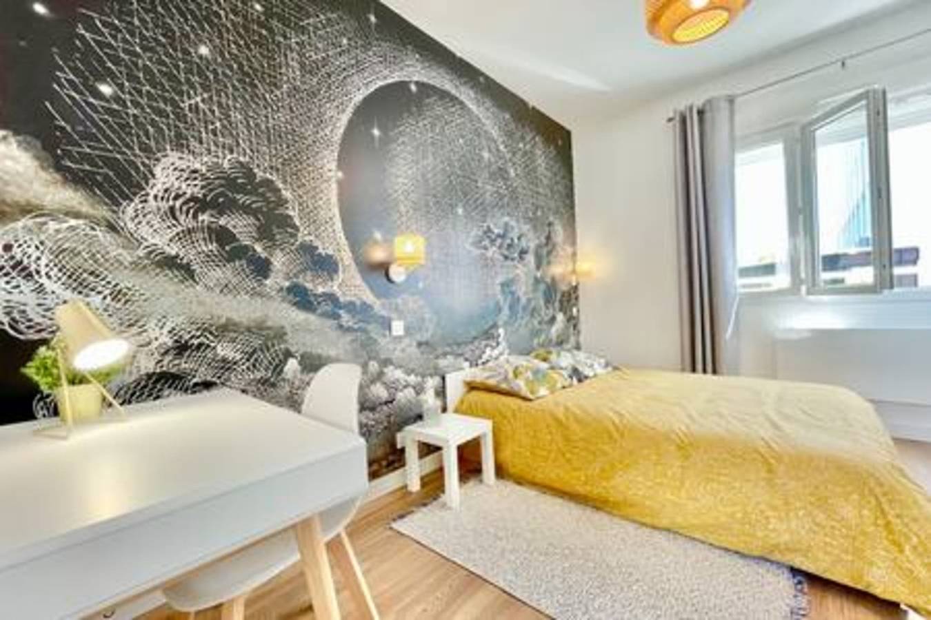 Apartamento entero, The Wild I Close to downtown and the beach  in Saint-Nazaire, Côte de Jade