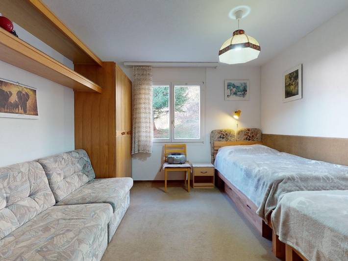 Ganze Ferienwohnung, Soras Zerbe/Hirth - 2 Zimmerwohnung - 4 Betten in Surses, Albula