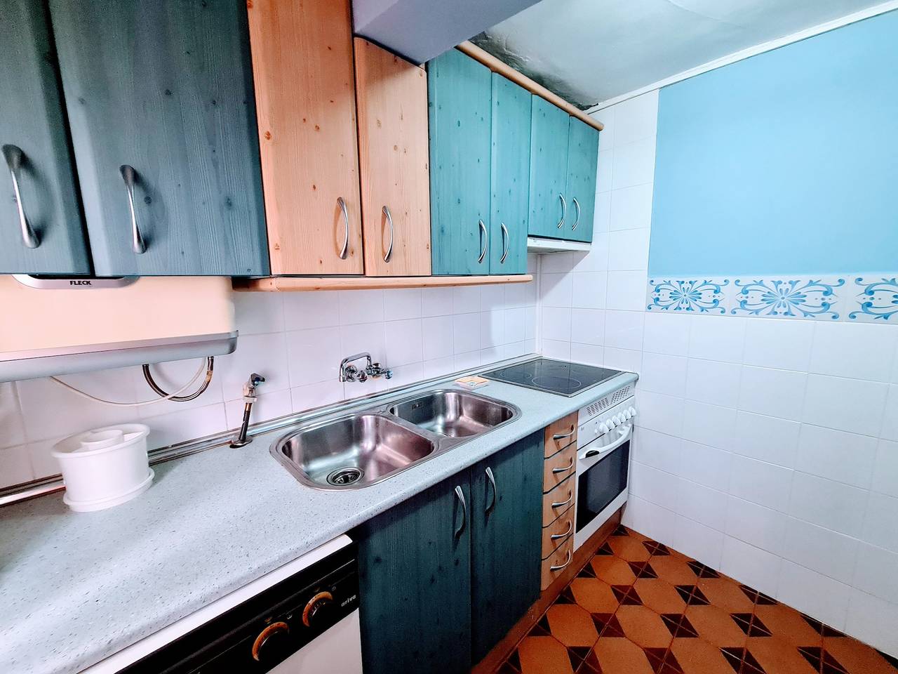 Apartamento entero, Apartamento encantador en Cuenca con aparcamiento, 46 m² in Cuenca, Provincia de Cuenca