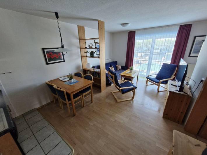 Ferienwohnung für 2 Personen, mit Balkon in Orth - 2