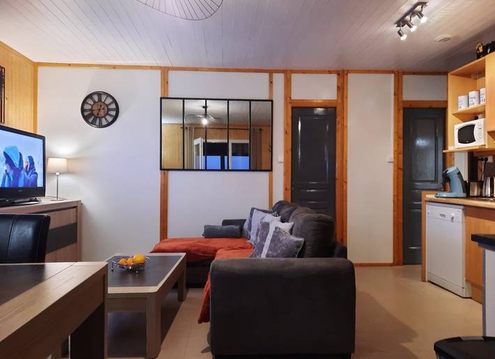 Chalet pour 6 personnes, avec piscine et jardin ainsi que terrasse et vue sur le lac, animaux acceptés dans le Calvados - 4