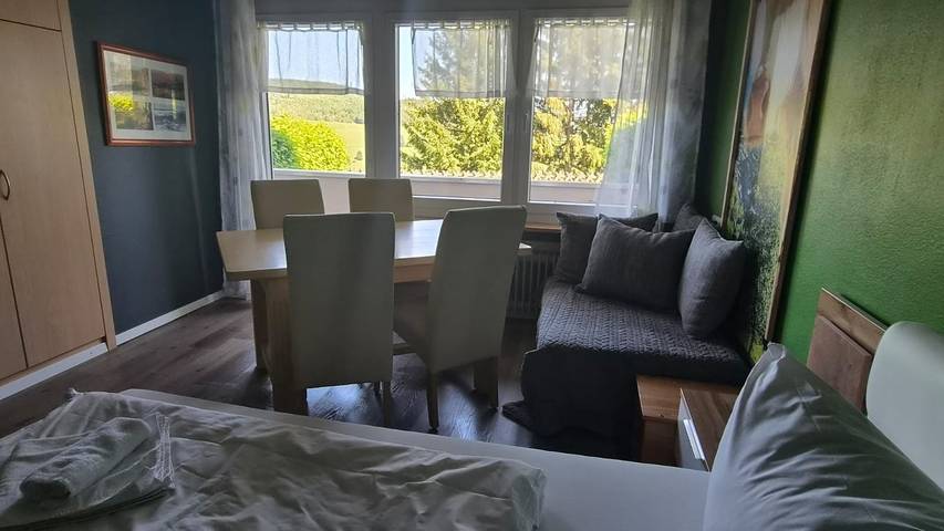 Ferienwohnung für 5 Personen, mit Balkon - 1