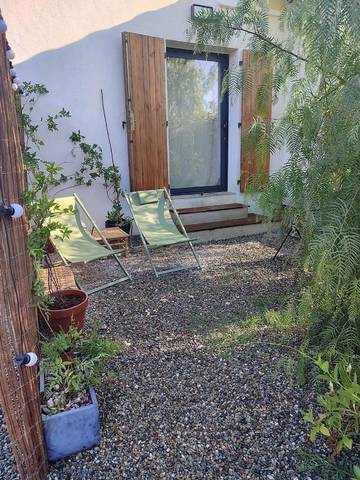 Gîte pour 2 personnes, avec vue et jardin à Serra-di-Fiumorbo