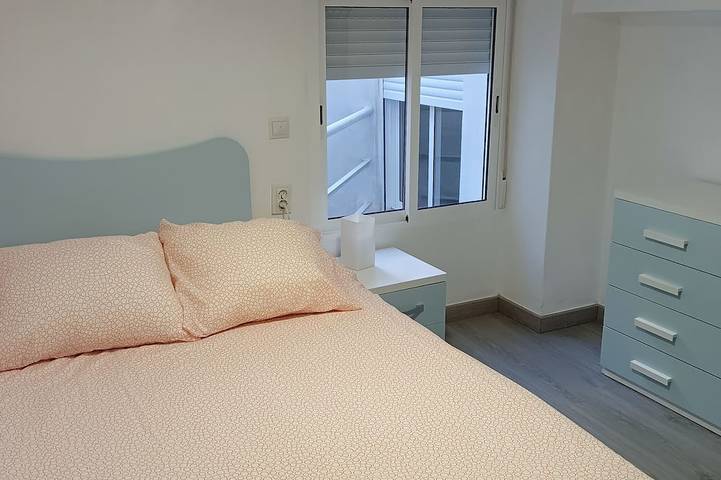 Ganze Wohnung, Helle Wohnung in der Nähe von Strand und Jachthafen mit Loft und sunroom in Valencia, Costa de Valencia