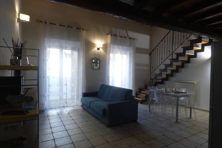 Appartement entier, Delightful apartment in the heart of Viterbo's historic center. in Paradiso (Viterbo), Viterbo