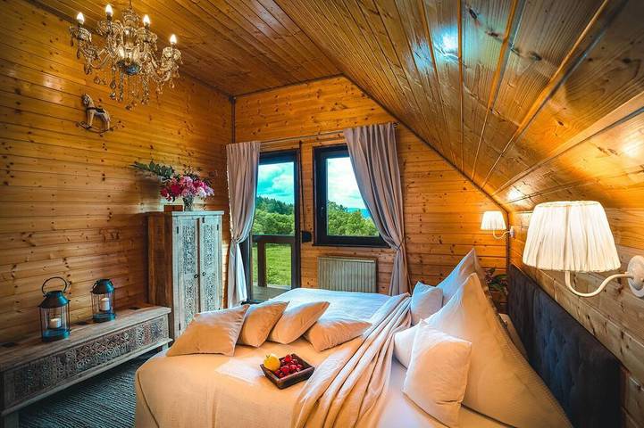 Chalet für 8 Personen, mit Sauna und Garten sowie Whirlpool in Niederschlesien