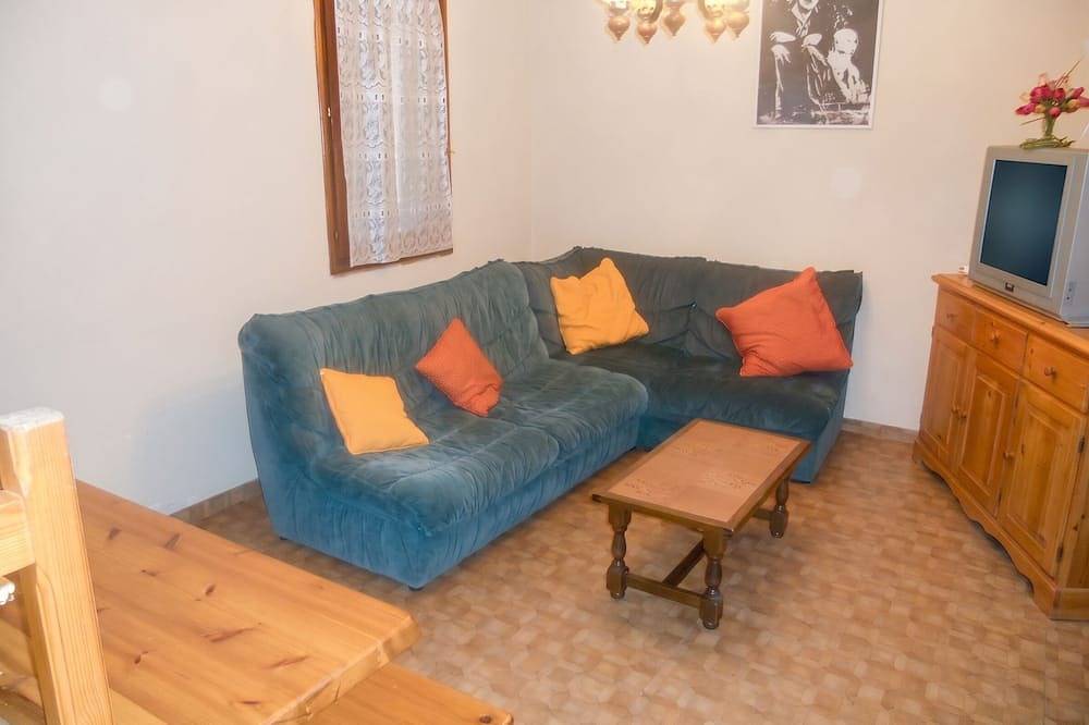 Appartement entier, Homerez - Appartement à Fontrabiouse in Fontrabiouse, Parc naturel régional des Pyrénées catalanes