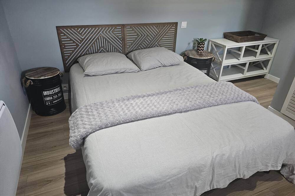 Apartamento entero, Studio: Le clos de Marjo in Parthenay in Parthenay, Deux-Sèvres