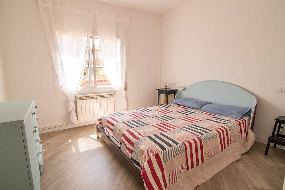 Geheel appartement, Idyllic, unique flat with spectacular sea views. Garage and Wi-fi. in Pineda de Mar, Costa del Maresme