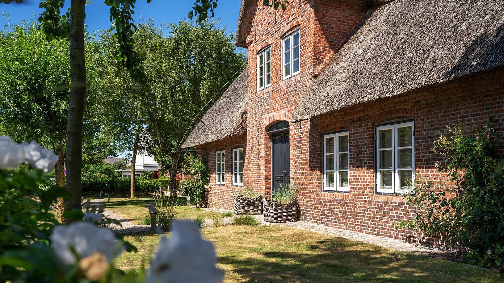 Ganze Wohnung, Luxus Ferienwohnung Anno 1792 – Og im Klenterhof, Alt-Westerland | Exklusiver Urlaub auf Sylt mit Sauna in Westerland, Sylt (Gemeinde)