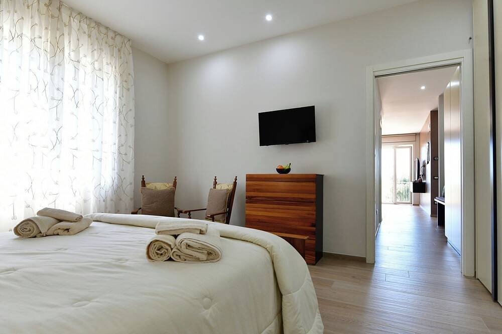 Villa with pool for 8 guests with 3 bedrooms in Castellana Grotte, Region de Bari