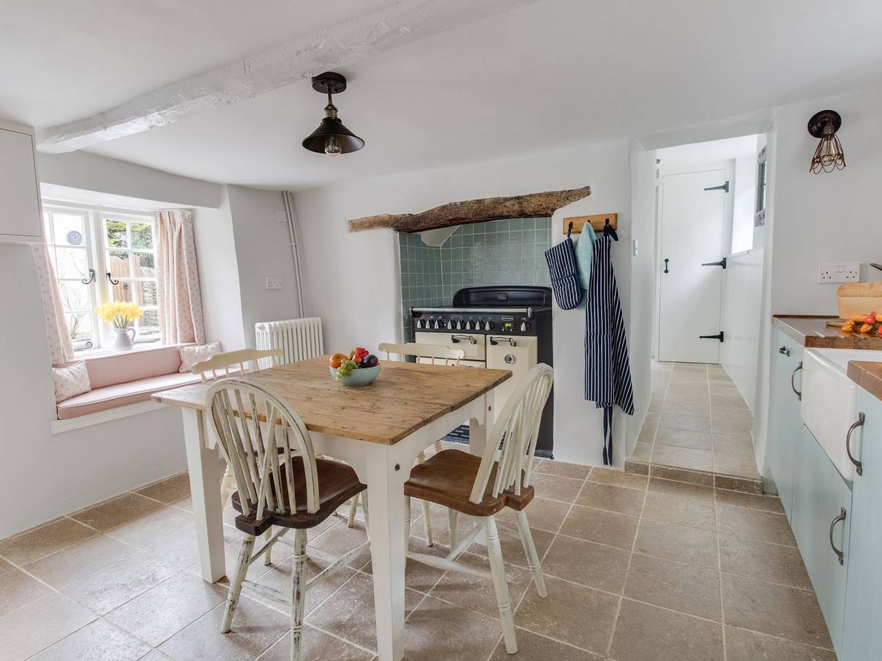 Amy Cottage in Lulworth Cove, Dorset