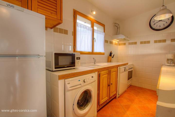 Gîte pour 4 personnes, avec Terrasse ainsi que Jardin et Vue à Monacia-d'Aullène - 4