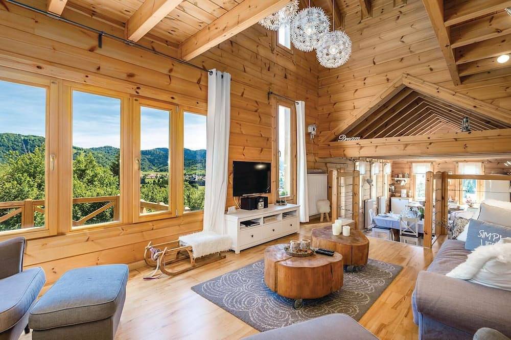 Nice home in Mrkopalj with Wifi in Mrkopalj, Primorje-Gorski Kotar